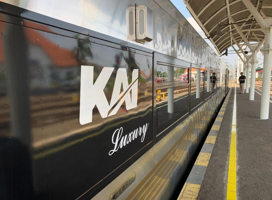 kereta-luxury-solusi-perjalanan-mewah-nan-eksklusif