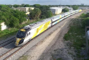 8-jalur-kereta-terpanjang-petualangan-rel-lintas-benua