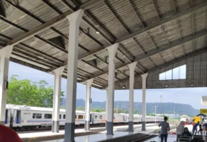 5-stasiun-kereta-api-paling-angker-di-indonesia