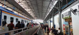 5-stasiun-kereta-api-paling-angker-di-indonesia
