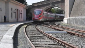 mengenal-ferrovia-vaticana-kereta-api-terpendek-di-dunia